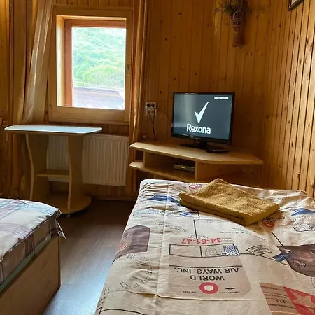 Садиба Паланок Біля Замку * Mukačevo